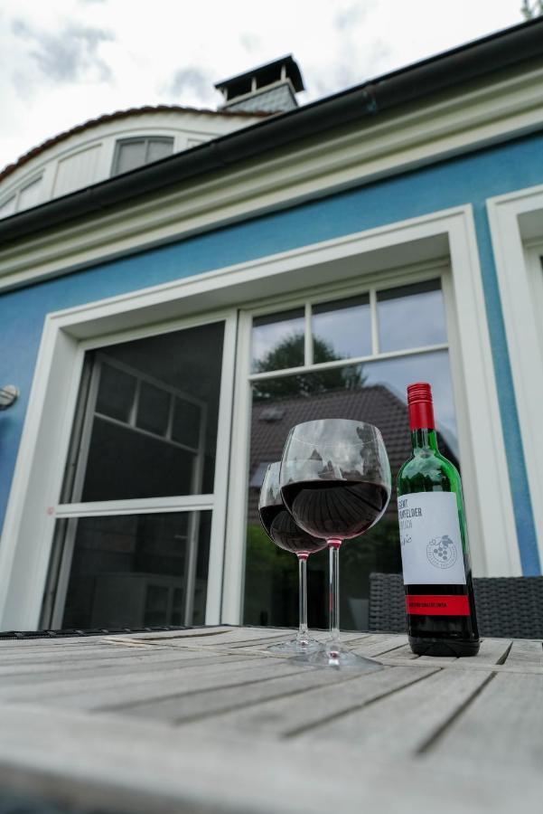 Ostseelagune Zingst, Exklusive Dhh, Strandnah, Sauna, Kamin, 3 Sz, 2 Baeder, Glasfaser, Haustierfrei, Garten Mit Suedterrasse, E-Ladesaeule, 2 Stellplaetze, Strandkorb, Fahrradschuppen, Waschmaschine, Trockner, Nichtraucher ภายนอก รูปภาพ